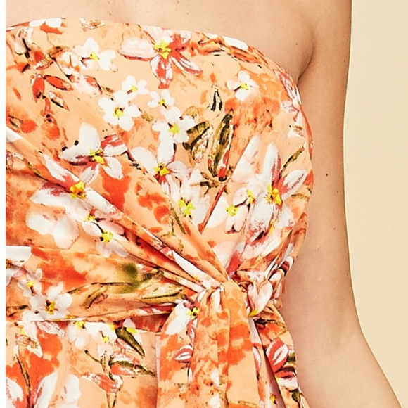 ๐ป Strapless Floral print jumpsuit. - Picture 5 of 7